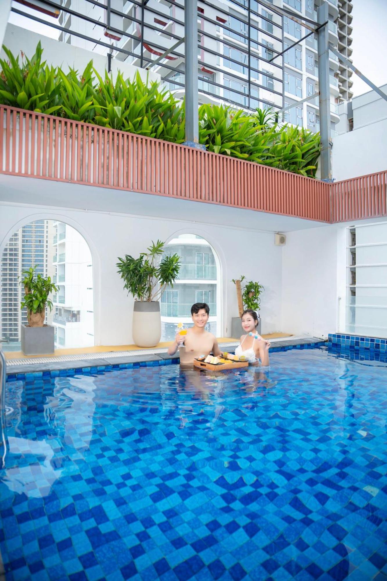 Tgt Beach Hotel Da Nang Exterior foto