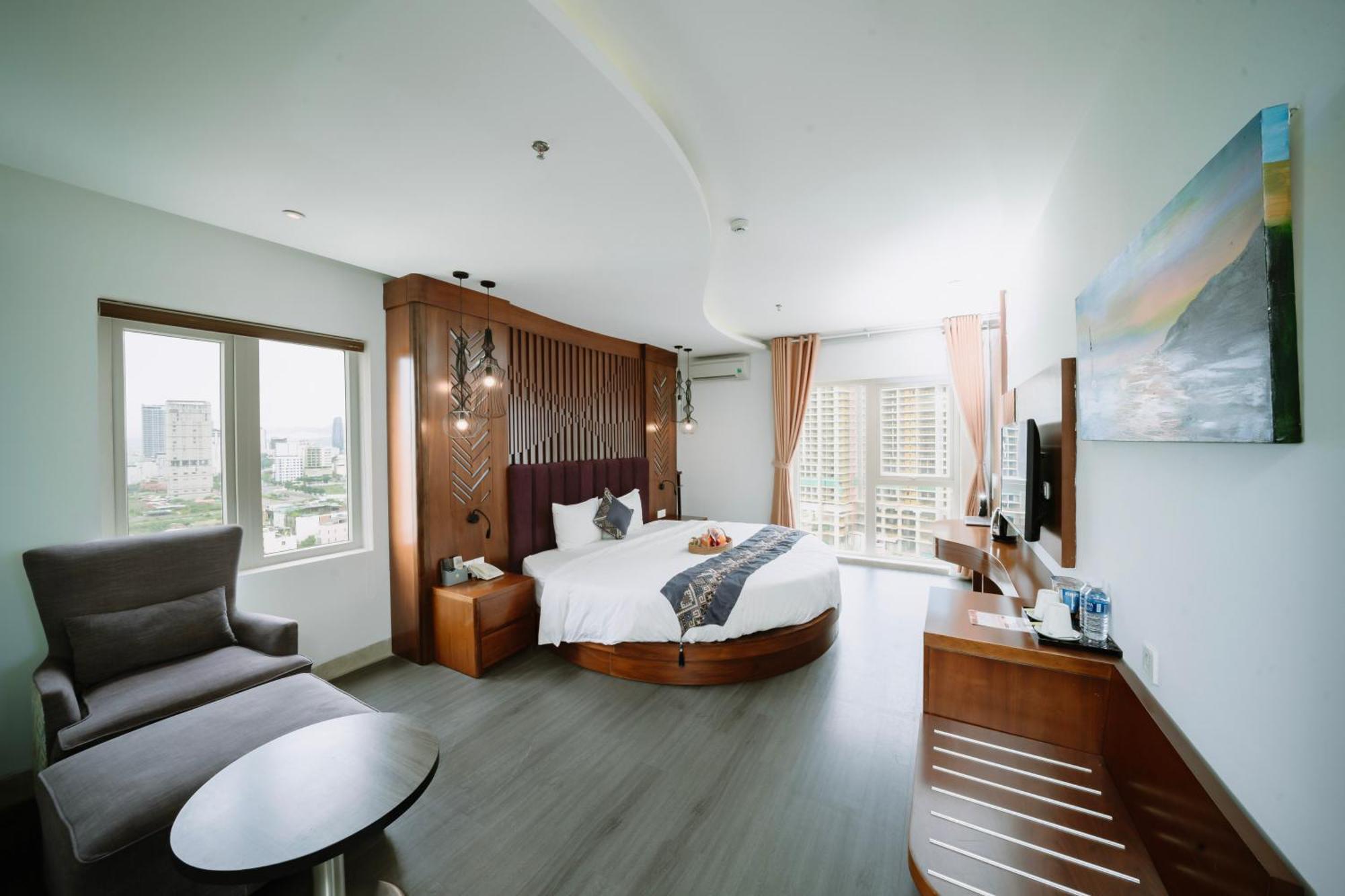 Tgt Beach Hotel Da Nang Exterior foto