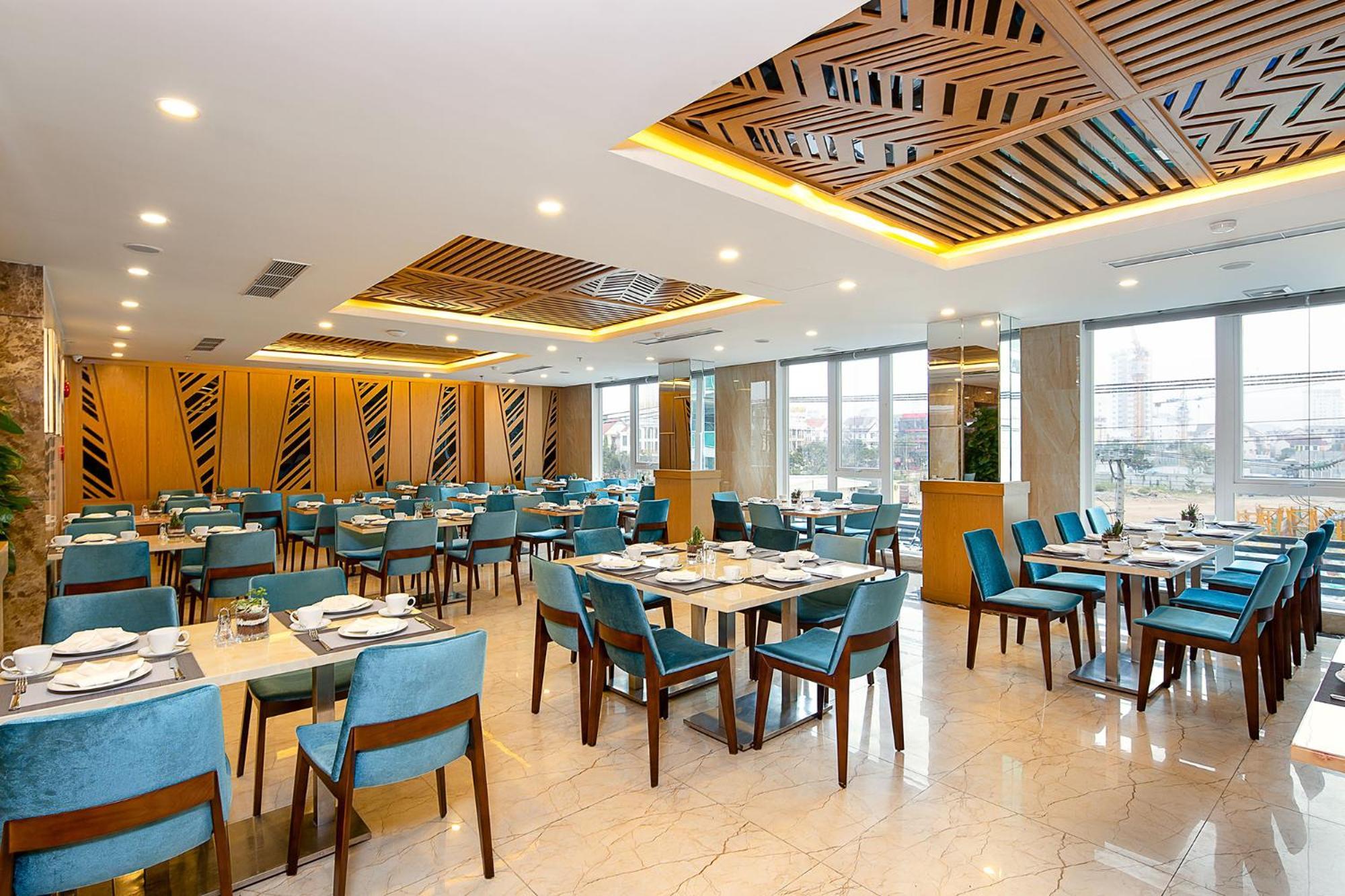 Tgt Beach Hotel Da Nang Exterior foto